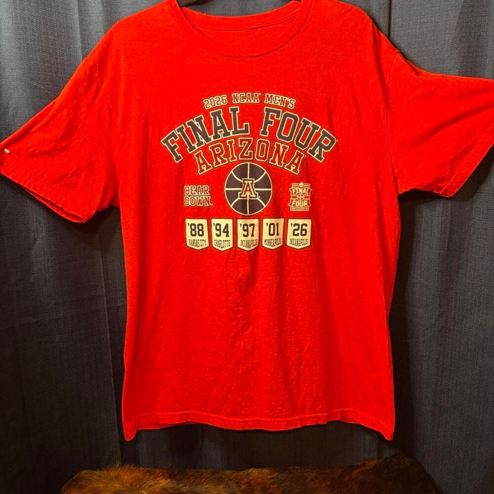 Ncaa Men's Red T-shirt